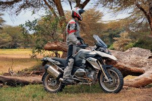 BMW expects the R 1200 GS and other new attractive models will lead to further sales volume growth in 2013.